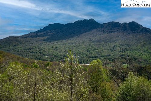 627 Rock Ledge, Linville, NC, 28646 | Card Image