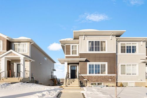 224 River Heights Dr, Cochrane, AB, T4C0W2 | Card Image