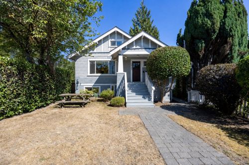 3035 W 5th Ave, Vancouver, BC, V6K1T8 | Card Image