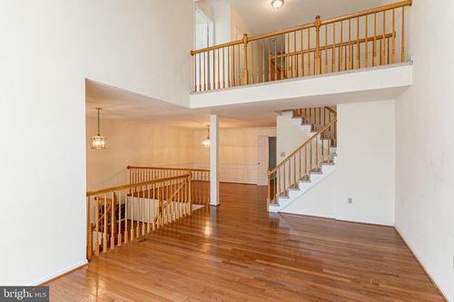 2162 Kings Garden Way, FALLS CHURCH, VA, 22043-2593 | Card Image