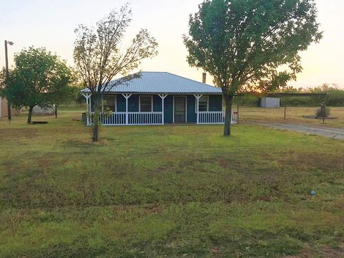102 County Road 691, Tuscola, TX, 79562-2402 | Card Image