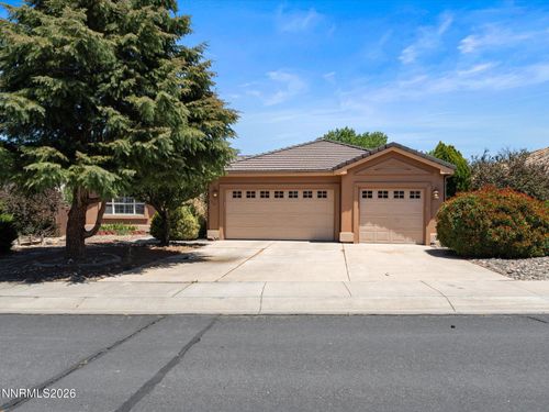 762 Divot Dr, Fernley, NV, 89408-6687 | Card Image