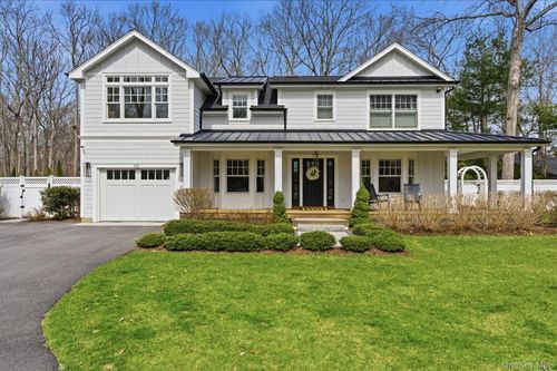 58 Heritage Ln, Riverhead, NY, 11901-5703 | Card Image