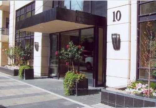 810-10 Delisle Ave, Toronto, ON, M4V3C6 | Card Image