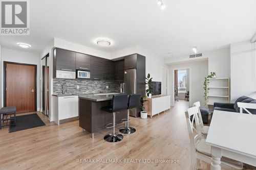 710-36 Park Lawn Road, Toronto (Mimico), ON, M8Y0E5 | Card Image