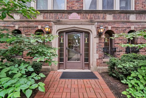 apt-1e-75 Harris Ave, La Grange, IL, 60525-5347 | Card Image
