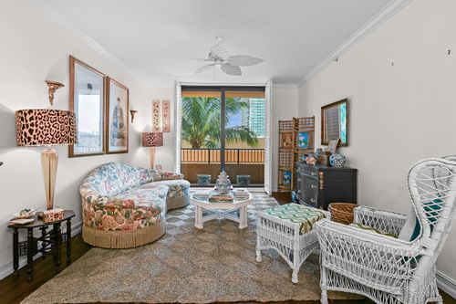 apt-210-651 Okeechobee Blvd, West Palm Beach, FL, 33401-6034 | Card Image
