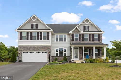 109 Decatur Cir, STEPHENS CITY, VA, 22655-5373 | Card Image
