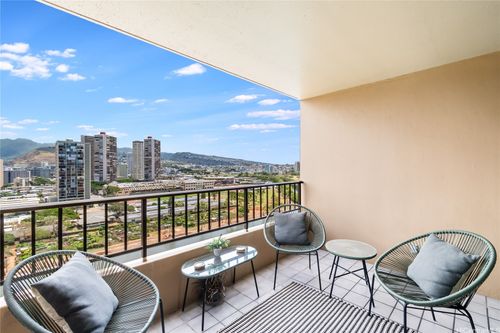 1702-2121 Ala Wai Blvd, Honolulu, HI, 96815-2206 | Card Image