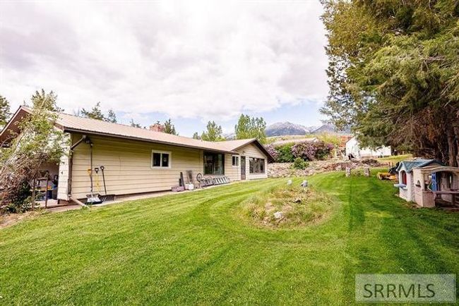 582 E Upper Rock Creek Rd, House other with 3 bedrooms, 2 bathrooms and 3 parking in Inkom ID | Image 45