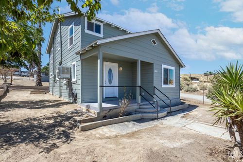 113 Q St, Taft, CA, 93268-3915 | Card Image
