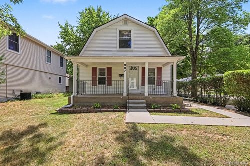307 North St, Holly, MI, 48442-1214 | Card Image