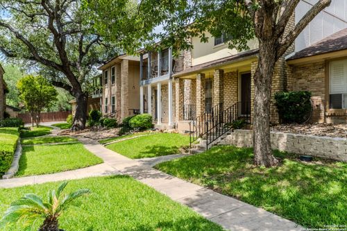apt-h2-11303 Vance Jackson Rd, San Antonio, TX, 78230-1803 | Card Image
