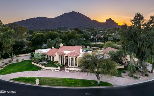 6301 E Huntress Drive, Paradise Valley, AZ, 85253 | Card Image