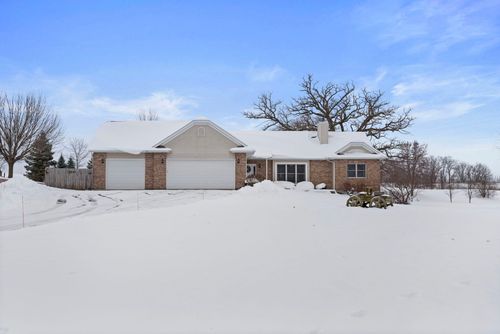 8207 Squirrel Dr, Spring Grove, IL, 60081-8506 | Card Image