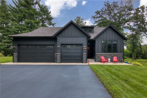 5307 176th St, Chippewa Falls, WI, 54729-6818 | Card Image