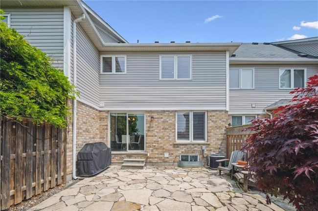 184 Norwich Rd, Townhouse with 3 bedrooms, 3 bathrooms and 3 parking in Breslau ON | Image 33