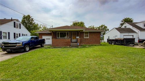 919 W 23rd St, Lorain, OH, 44052-4914 | Card Image