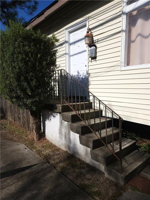 6207 Delord St, New Orleans, LA, 70118-6313 | Card Image