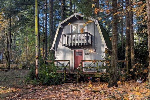 19111 19th St Sw, Lakebay, WA, 98349-9456 | Card Image