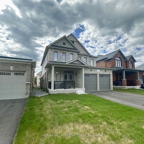 4 Wakefield Boulevard, Essa, ON, L0M1B5 | Card Image