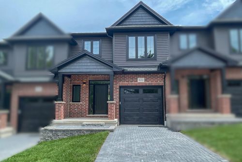 29-414 Old Wonderland Rd, London, ON, N6K3R2 | Card Image