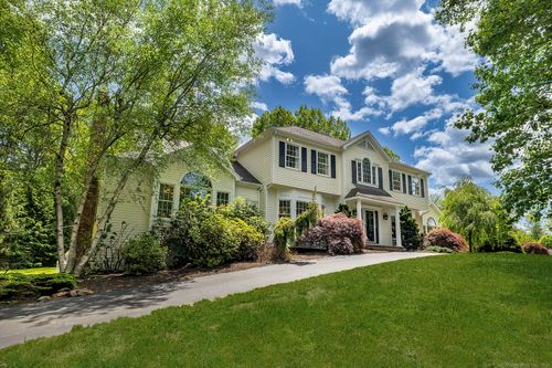 20 Pheasant Ln, Easton, CT, 06612-1427 | Card Image