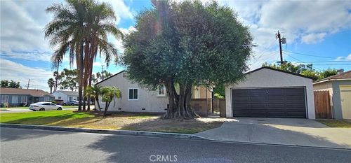 7508 Pivot St, Downey, CA, 90241-4413 | Card Image