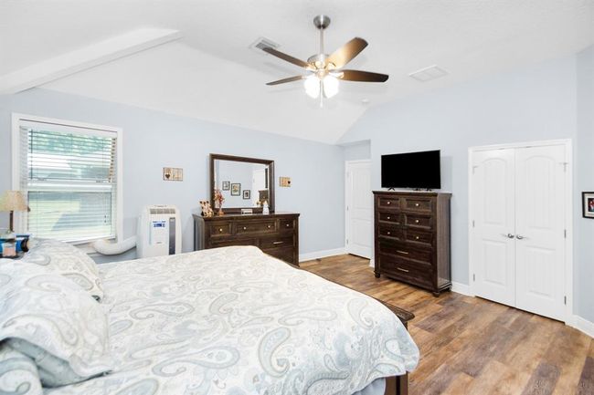400 - 120 Brazos River Rd, House other with 3 bedrooms, 2 bathrooms and 2 parking in Freeport TX | Image 18