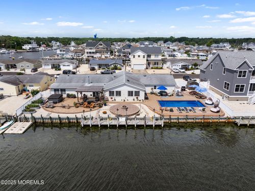 13 Jolly Roger Way, Waretown, NJ, 08758-2125 | Card Image