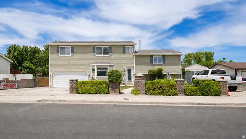 5282 W Conewood St, West Valley City, UT, 84120-5664 | Card Image