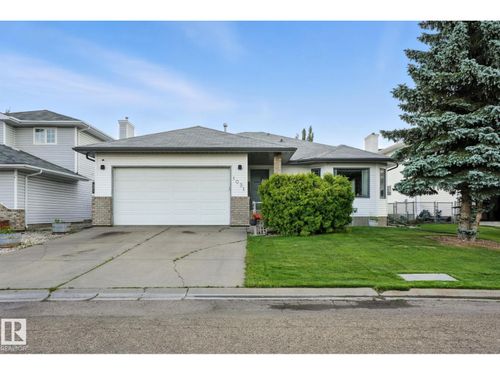 1031 James Cres Nw, Edmonton, AB, T6L6P6 | Card Image