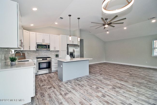88 Dock Ave, House other with 3 bedrooms, 2 bathrooms and null parking in WARETOWN NJ | Image 5