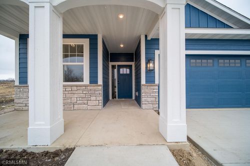 6701 Ridgewood Drive, Cannon Falls, MN, 55009 | Card Image