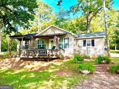 201 Lakeshore Dr, Eatonton, GA, 31024-6824 | Card Image