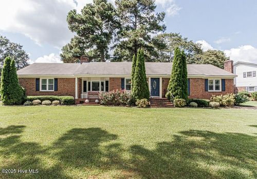 1132 Par Three Dr S, Wilson, NC, 27893-6810 | Card Image