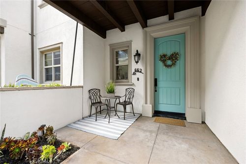 662 S Casita St, Anaheim, CA, 92805-4747 | Card Image