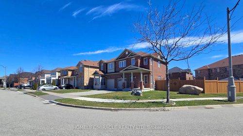 59 Commodore Dr, Brampton, ON, L6X0S6 | Card Image