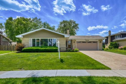 532 Summit Dr, Schaumburg, IL, 60193-3113 | Card Image