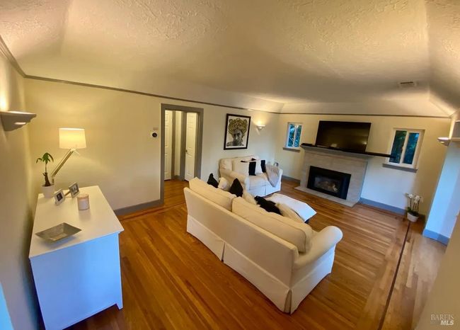 1244 East Avenue, House other with 2 bedrooms, 1 bathrooms and 2 parking in Napa CA | Image 9