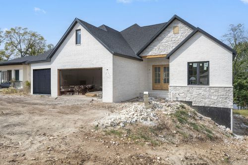 6195 S Dollison Ave, Springfield, MO, 65810-3084 | Card Image