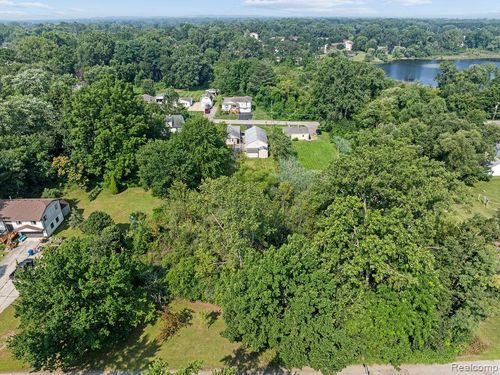 0 N Winding Dr, Waterford, MI, 48328 | Card Image