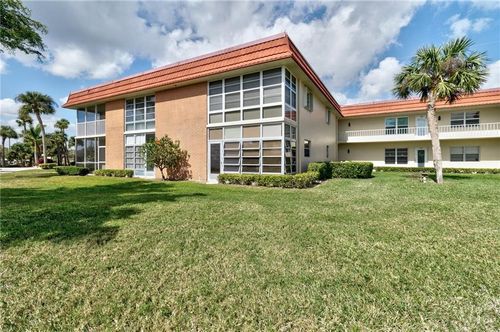 204-107 Spring Lake Ct, VERO BEACH, FL, 32962-1765 | Card Image