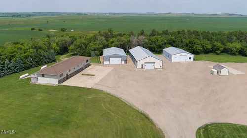 3145 Mandan Ave Ne, Mandan, ND, 58554 | Card Image