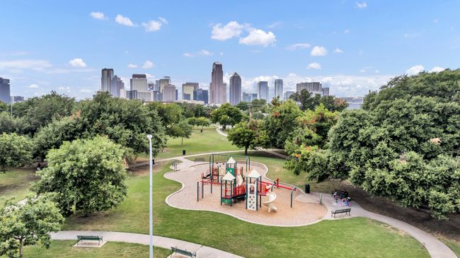 NEIGHBORHOOD PARK | Image 31