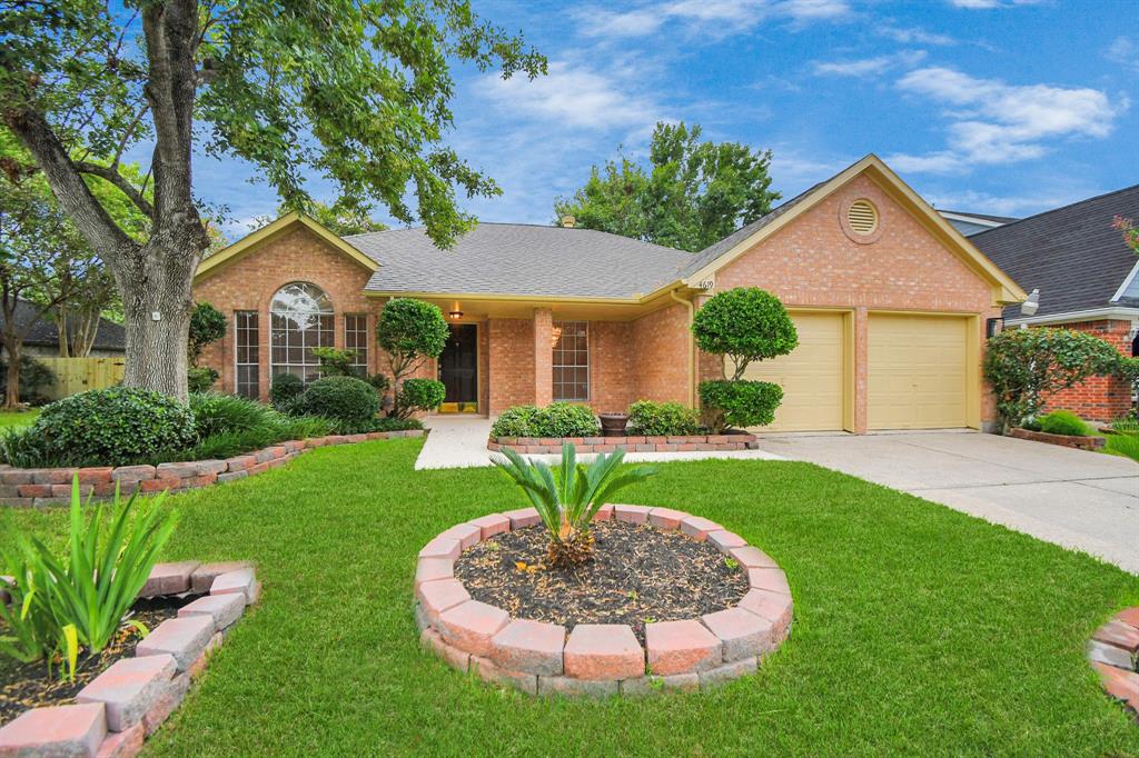 Ten Sleep Ln, Friendswood, TX 77546