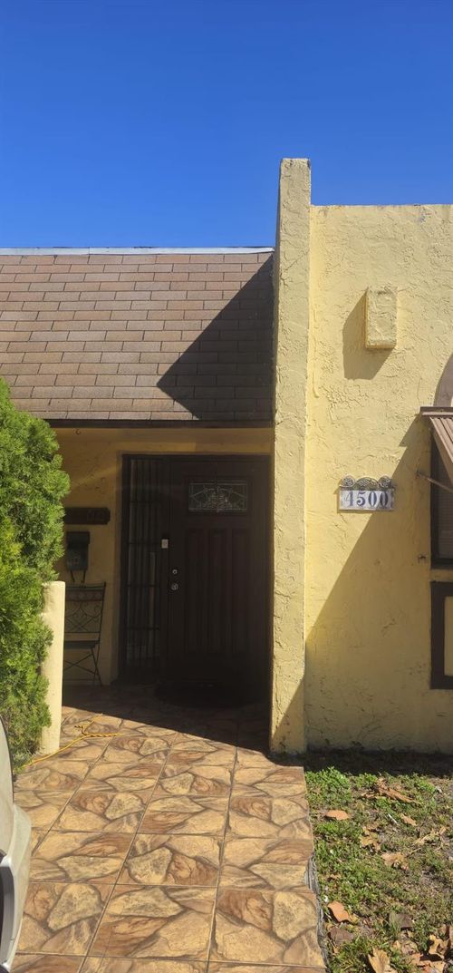 4500 Nw 3rd Ave, Deerfield Beach, FL, 33064-2515 | Card Image