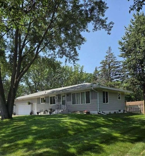 1517 Oak Grove Rd Sw, Saint Cloud, MN, 56301-4939 | Card Image