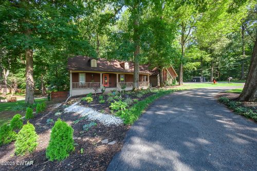 210 High Oaks Dr, Jackson, TN, 38305-9333 | Card Image