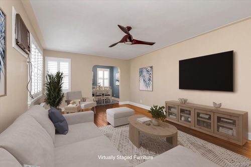 3b-102 S Village Avenue, Hempstead, NY, 11570 | Card Image